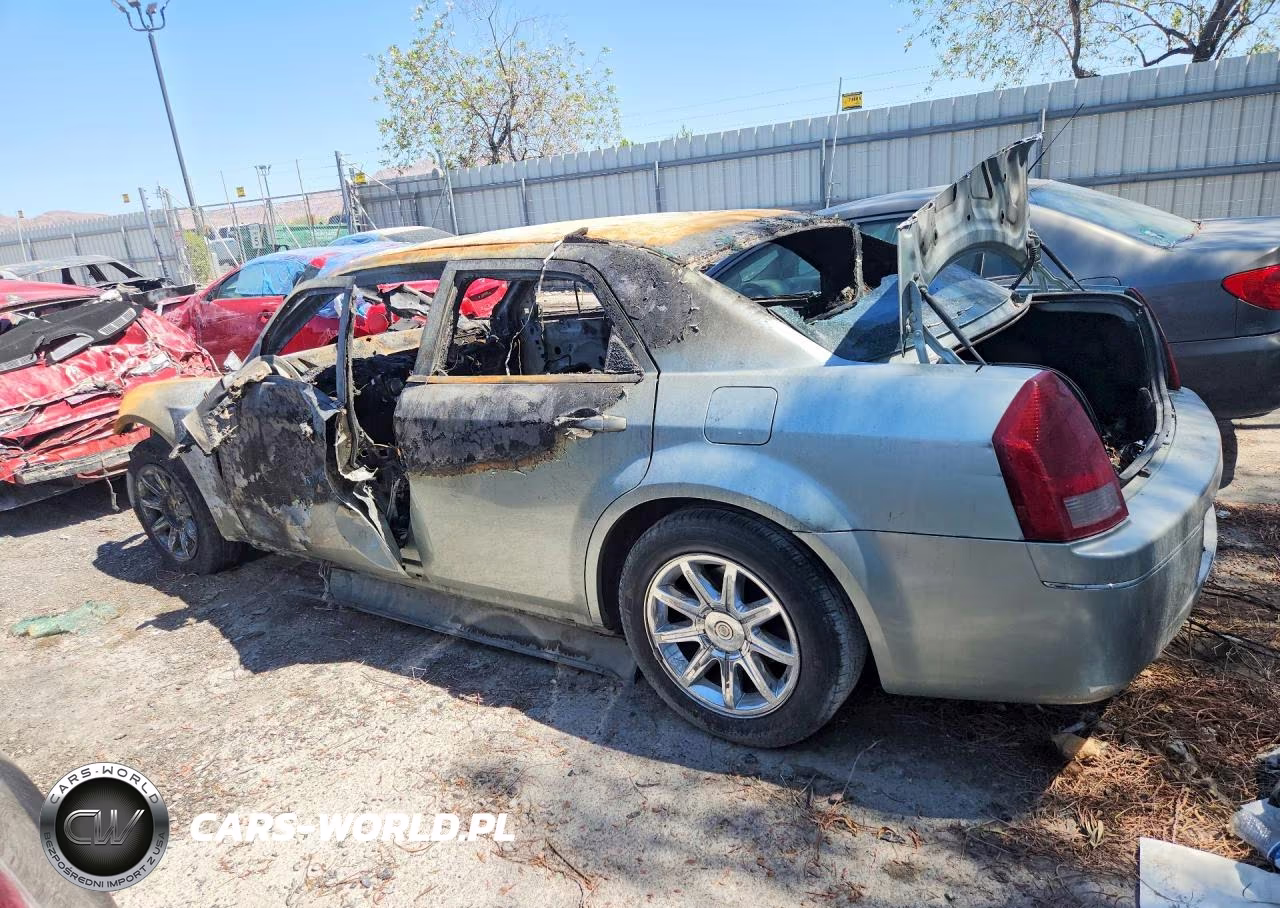 2006 Chrysler 300 Touring VIN:2C3KA53G06H257695 - 2
