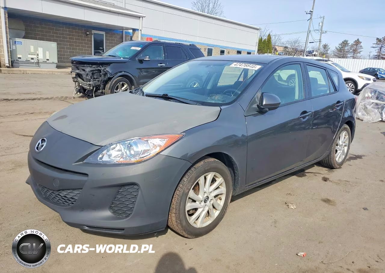 2013 Mazda 3 I