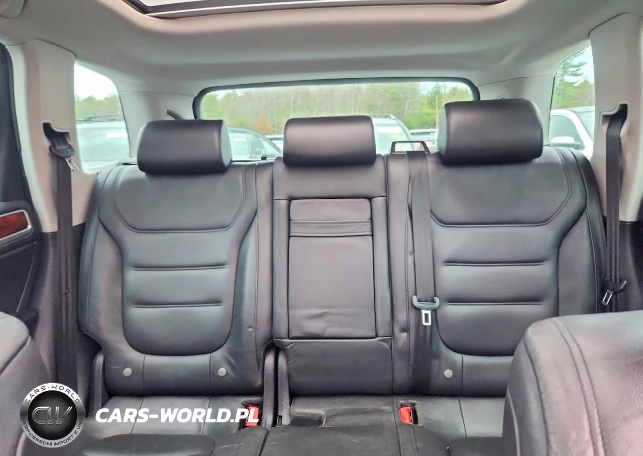 2012 Volkswagen Touareg V6 VIN:WVGFF9BP5CD004514 - 10
