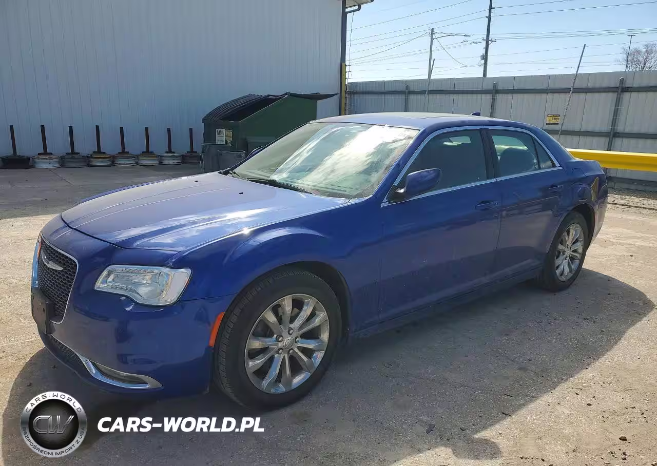 2018 Chrysler 300 Touring