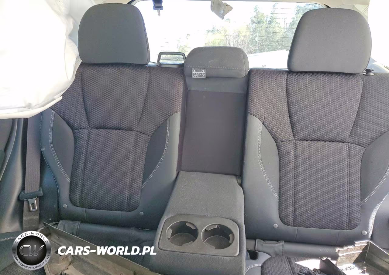 2019 Subaru Forester Premium VIN:JF2SKAEC4KH430714 - 10