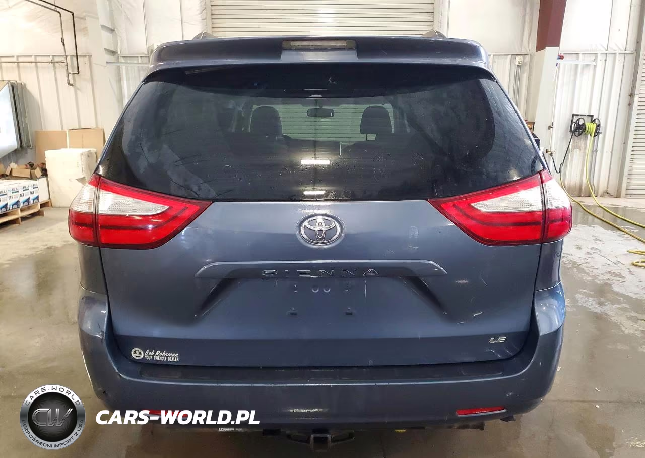 2015 Toyota Sienna VIN:5TDKK3DC2FS579121 - 6