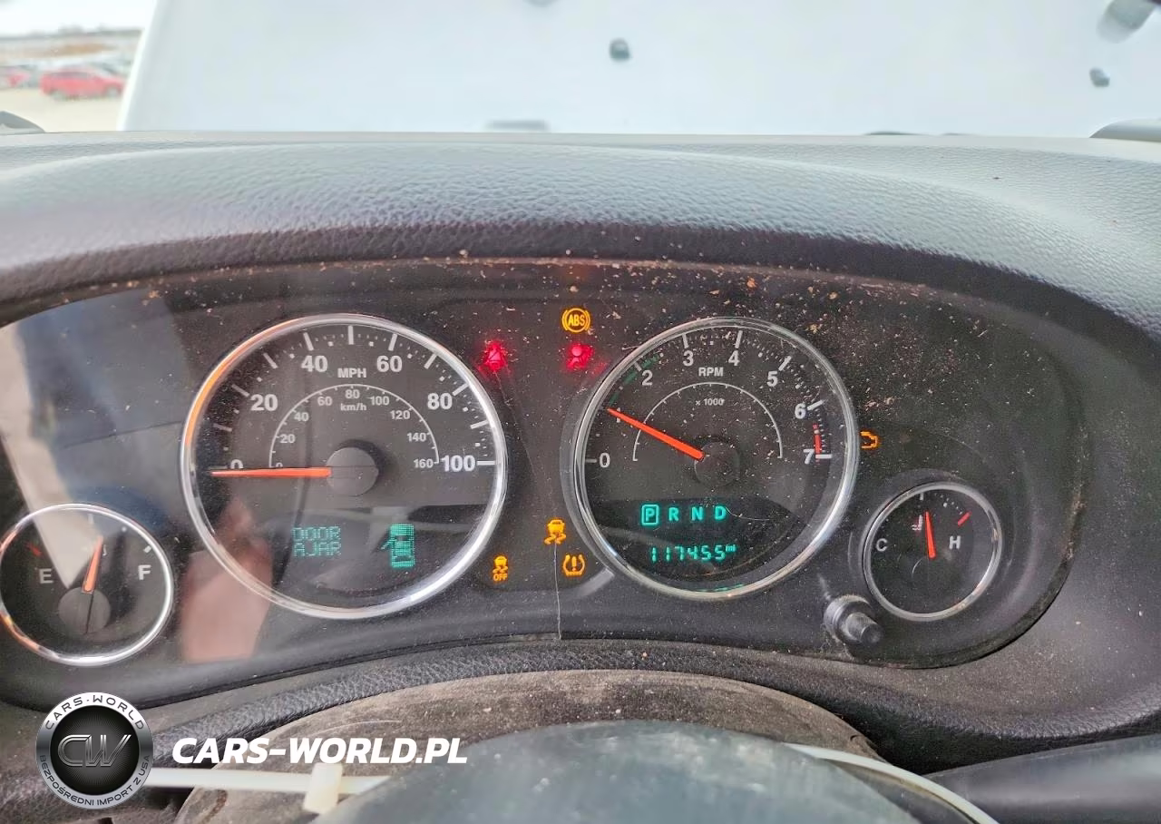 2015 Jeep Wrangler Unlimited Rubicon VIN:1C4BJWFG5FL713867 - 9