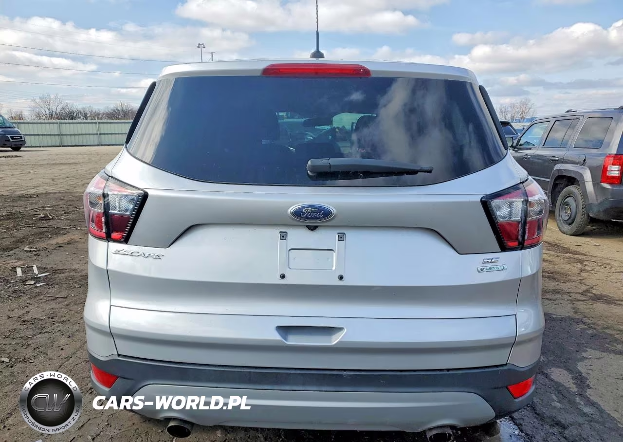 2017 Ford Escape Se VIN:1FMCU0GD5HUD26760 - 6