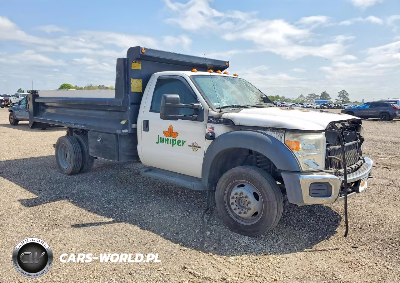 2015 Ford F550 Super Duty Dump Truck