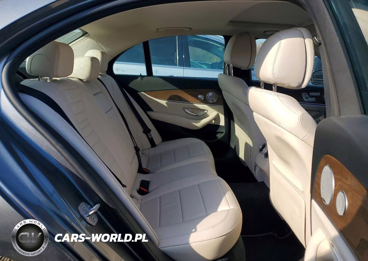2018 Mercedes-Benz E 300 4Matic VIN:WDDZF4KB5JA323733 - 10