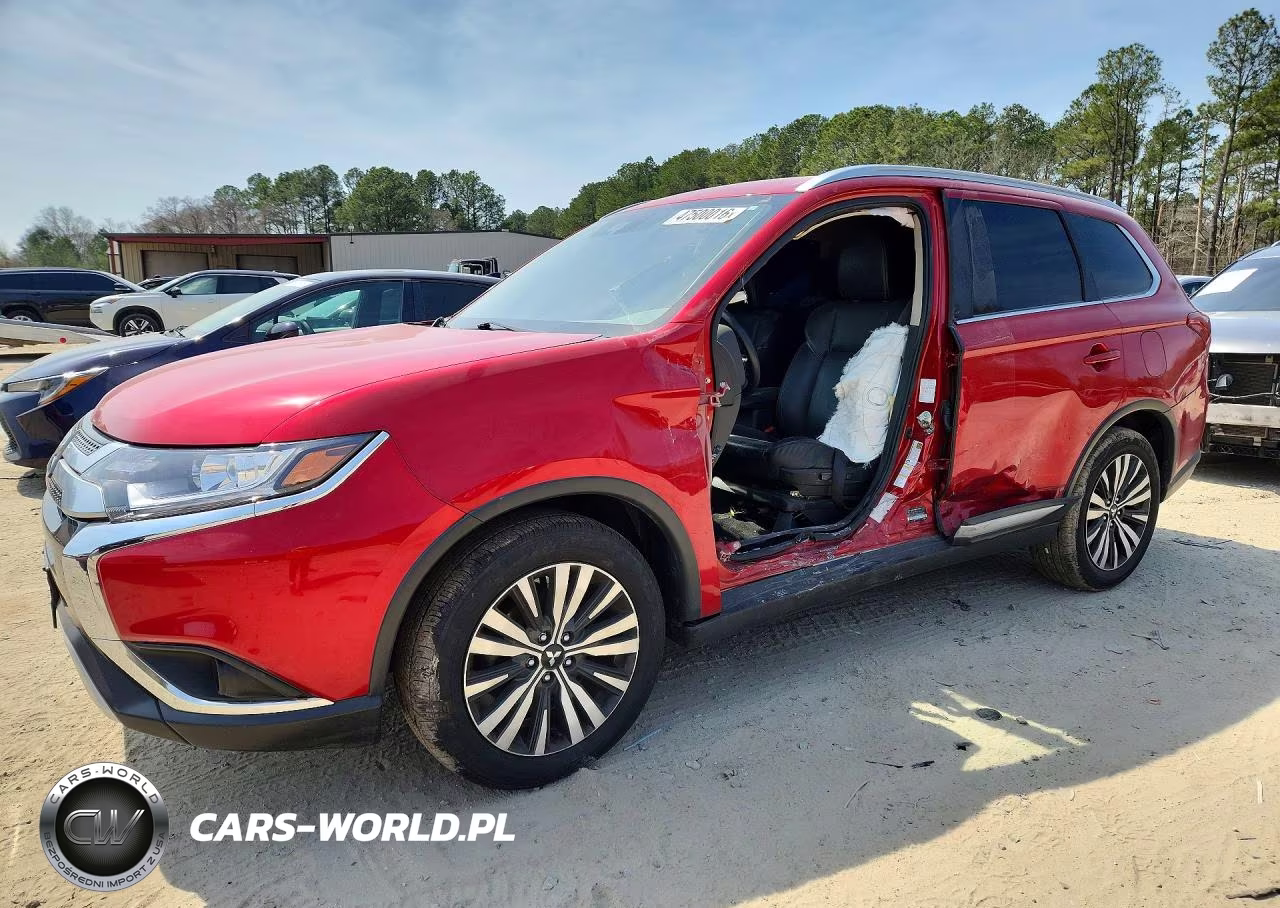 2020 Mitsubishi Outlander Se – zdjęcie 1 z 14