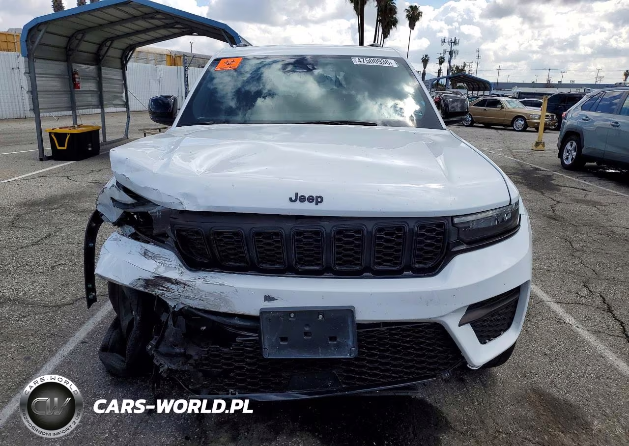 2022 Jeep Grand Cherokee Laredo VIN:1C4RJHAG3N8589049 - 5