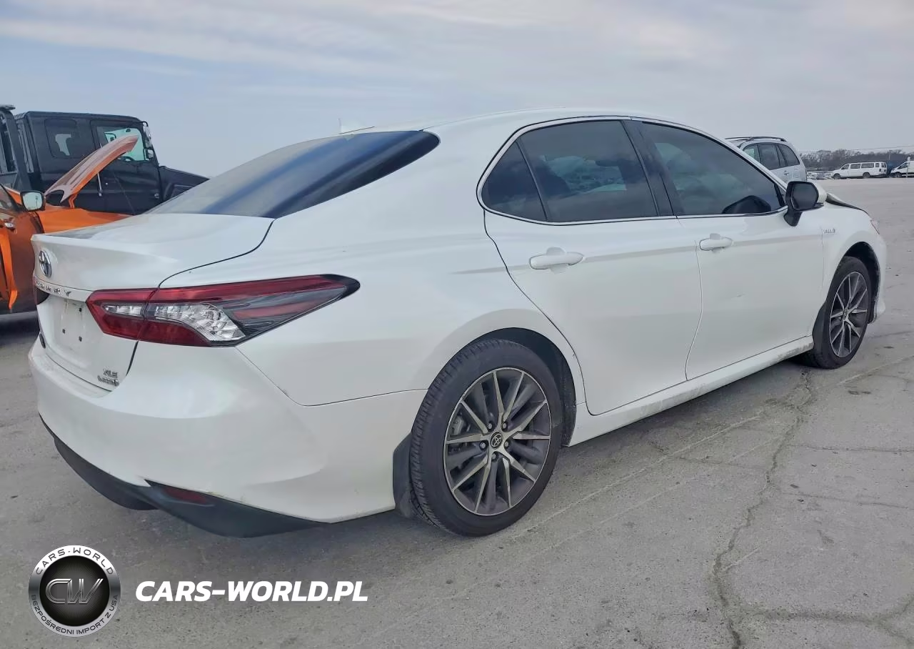 2021 Toyota Camry Hybrid Xle VIN:4T1F31AKXMU569598 - 3