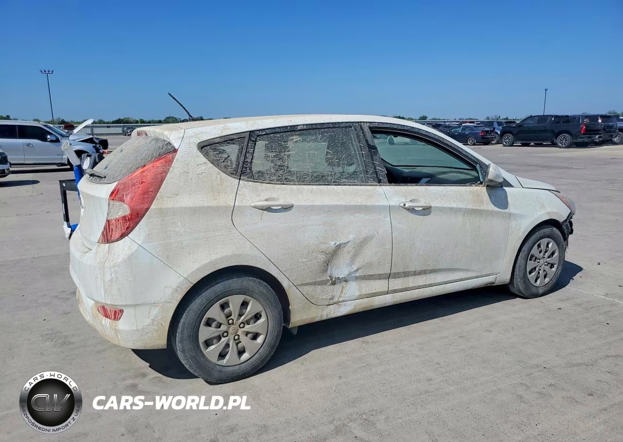 2015 Hyundai Accent Gs VIN:KMHCT5AE9FU225493 - 3