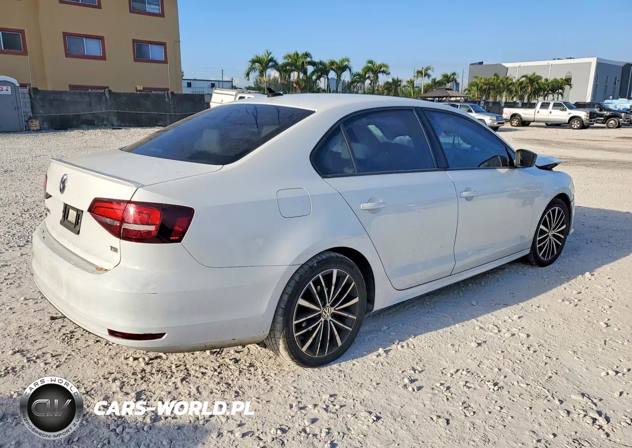 2017 Volkswagen Jetta Sport VIN:3VWD17AJ7HM303135 - 3