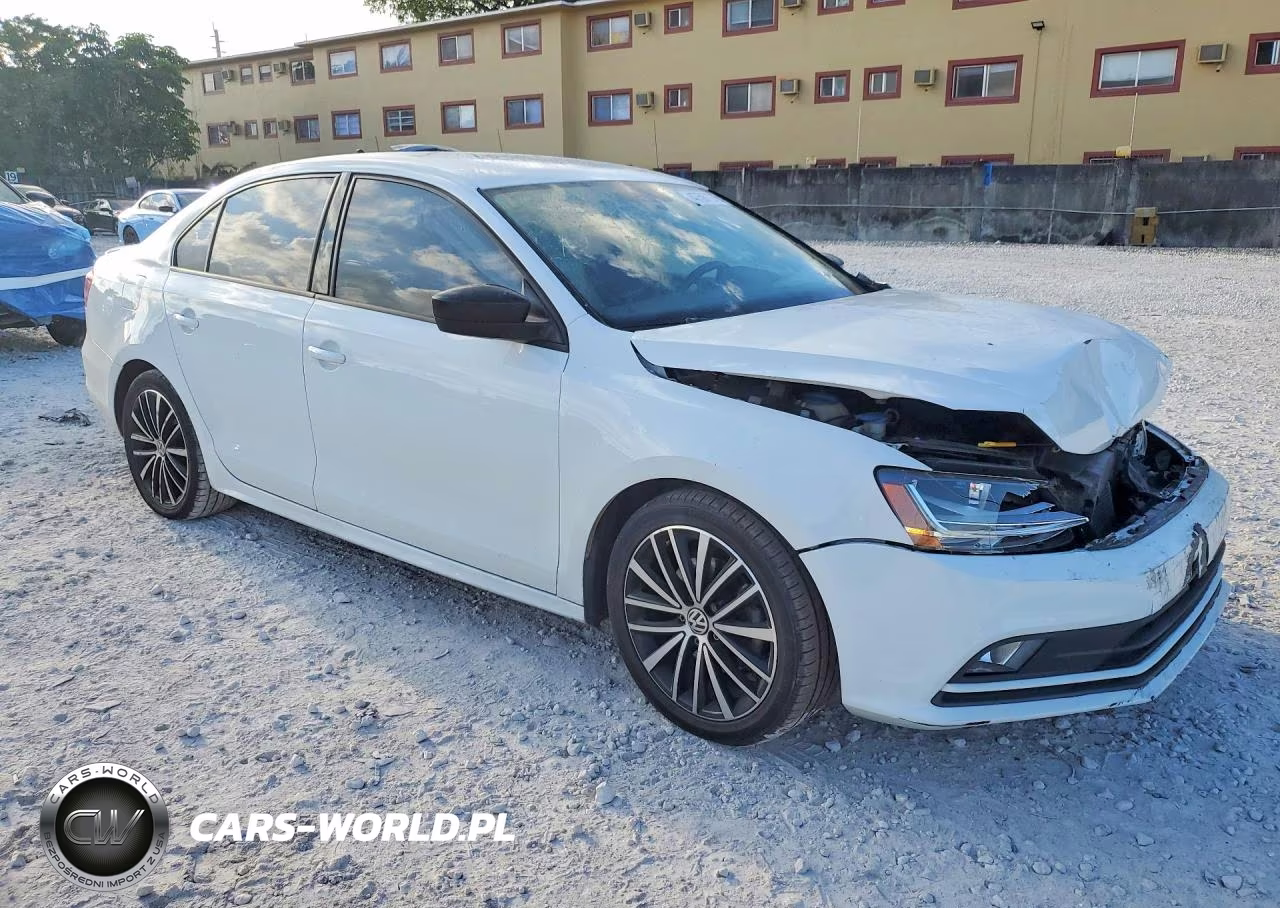 2017 Volkswagen Jetta Sport VIN:3VWD17AJ7HM303135 - 4