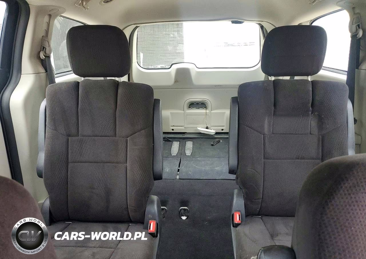 2012 Dodge Grand Caravan Sxt VIN:2C4RDGCG1CR359851 - 10