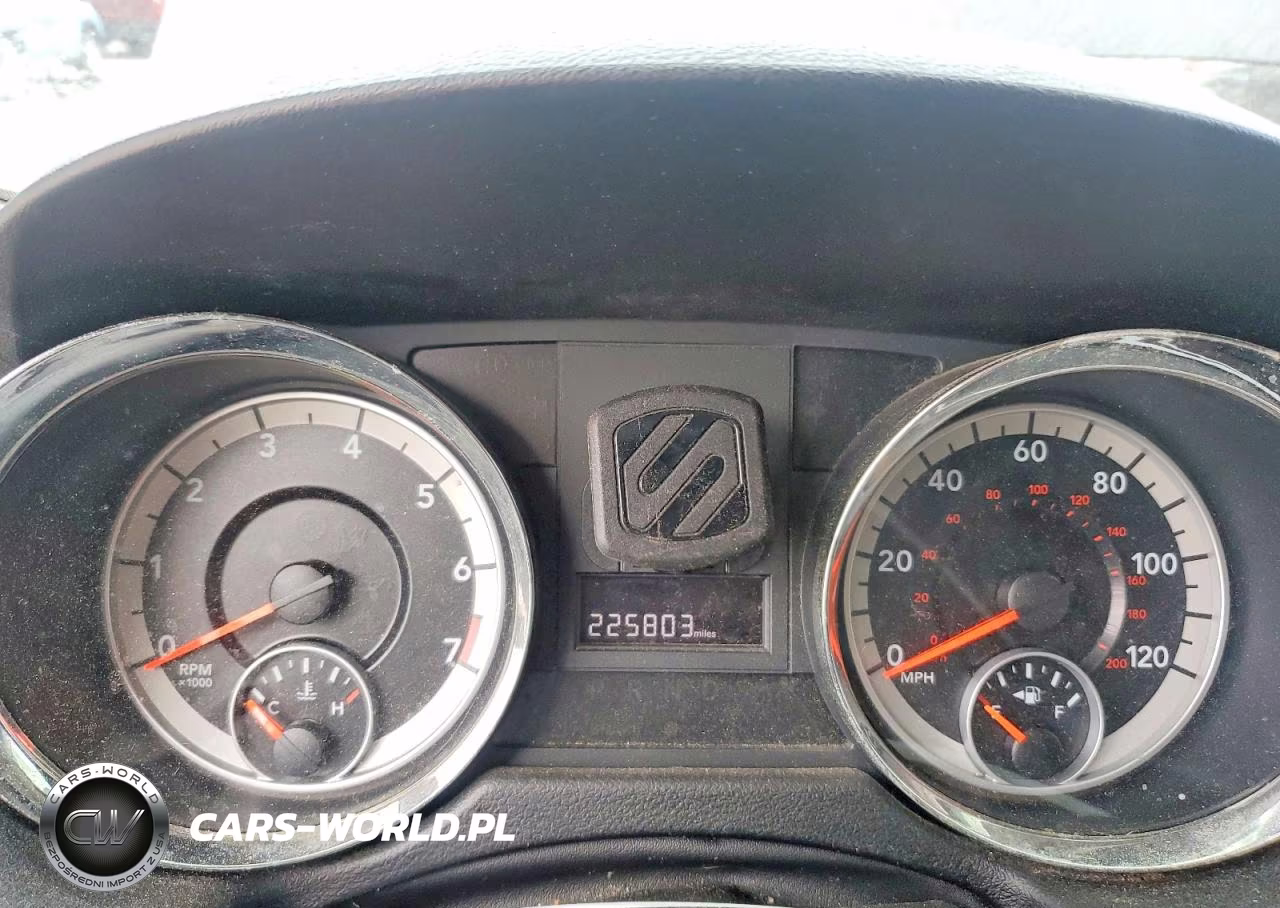 2012 Dodge Grand Caravan Sxt VIN:2C4RDGCG1CR359851 - 9