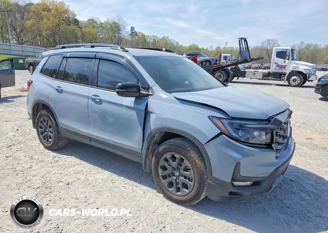 2023 Honda Passport Trail Sport VIN:5FNYF8H61PB015613 - 4