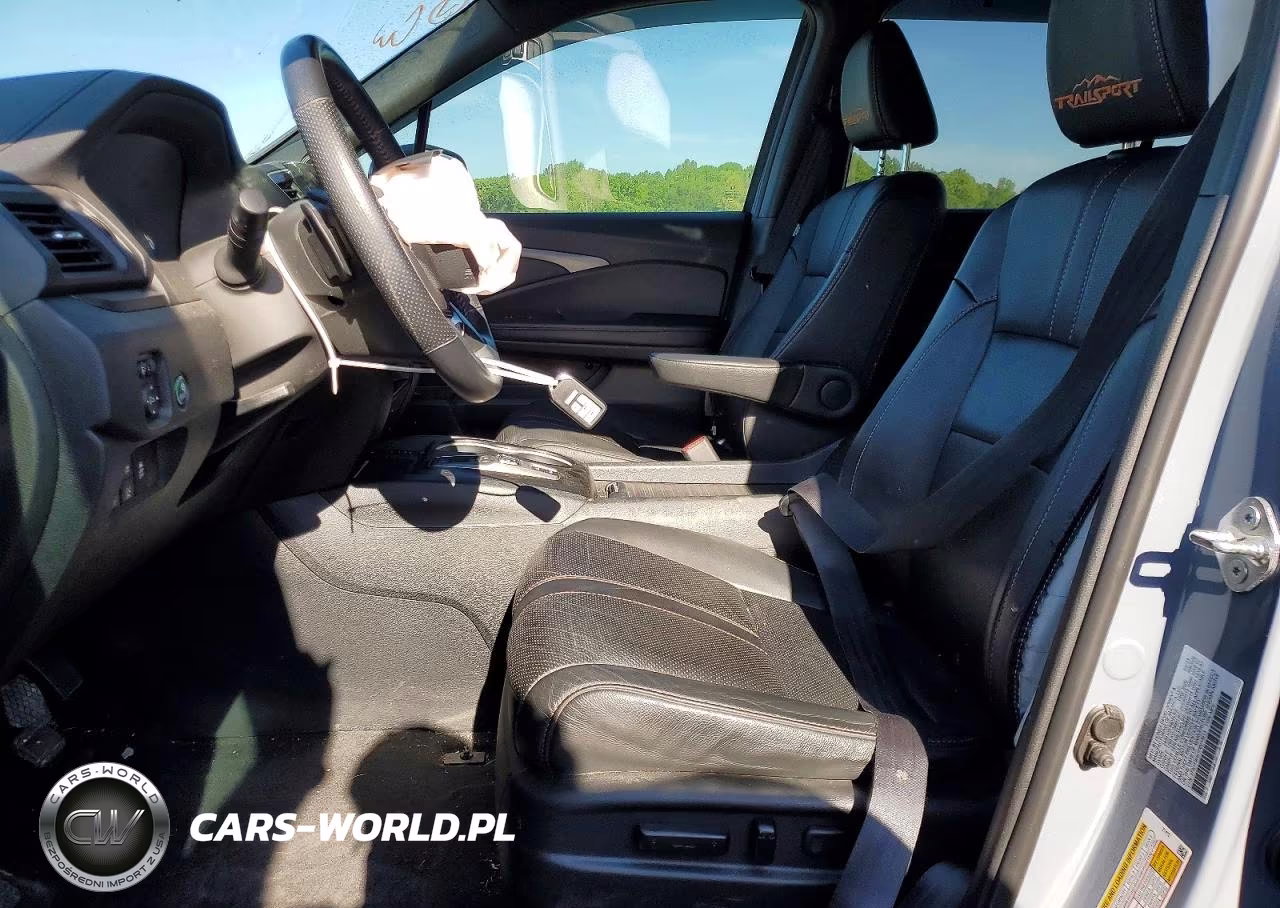 2023 Honda Passport Trail Sport VIN:5FNYF8H61PB015613 - 7