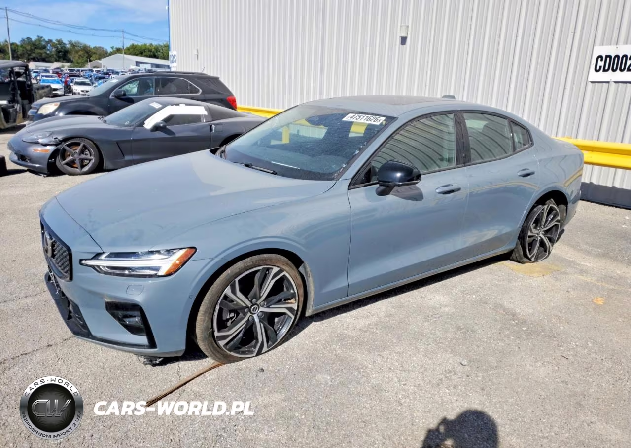 2024 Volvo S60 Plus