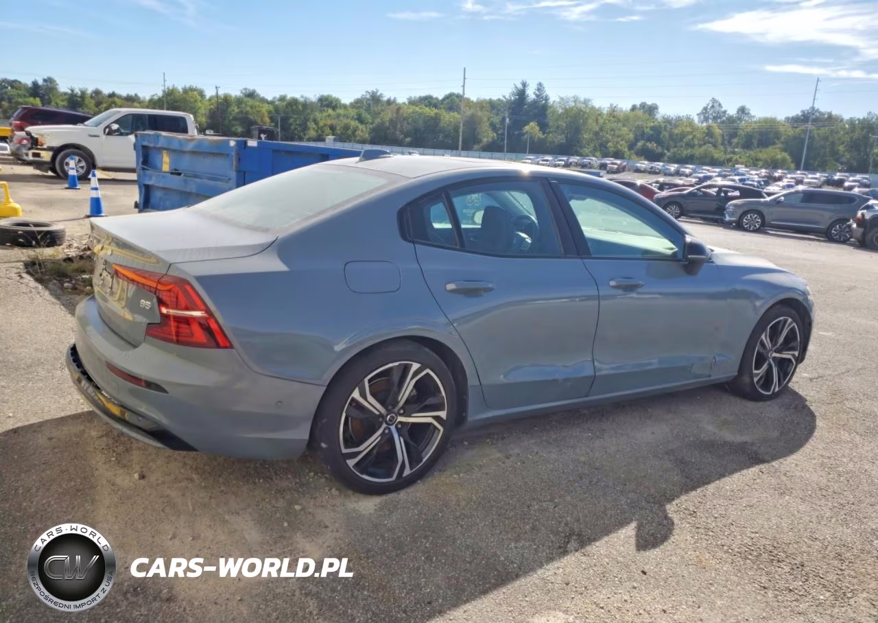 2024 Volvo S60 Plus VIN:7JRL12FL9RG309348 - 3