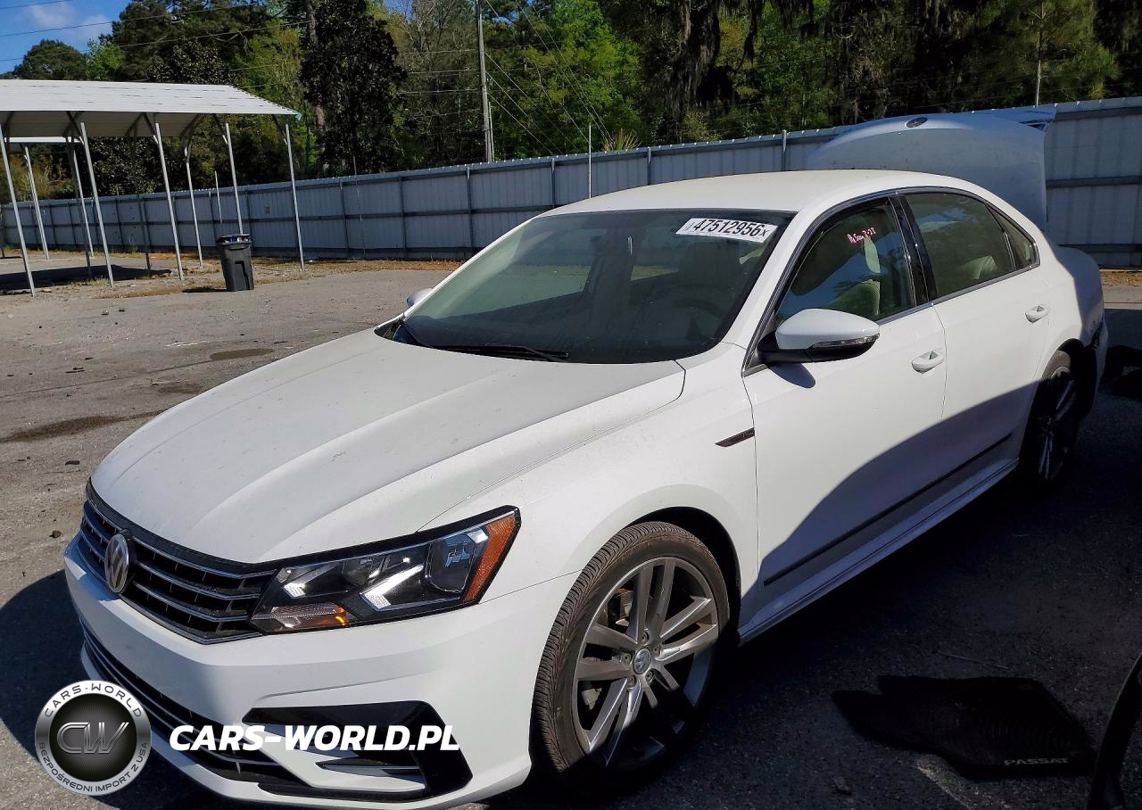 2017 Volkswagen Passat R-Line