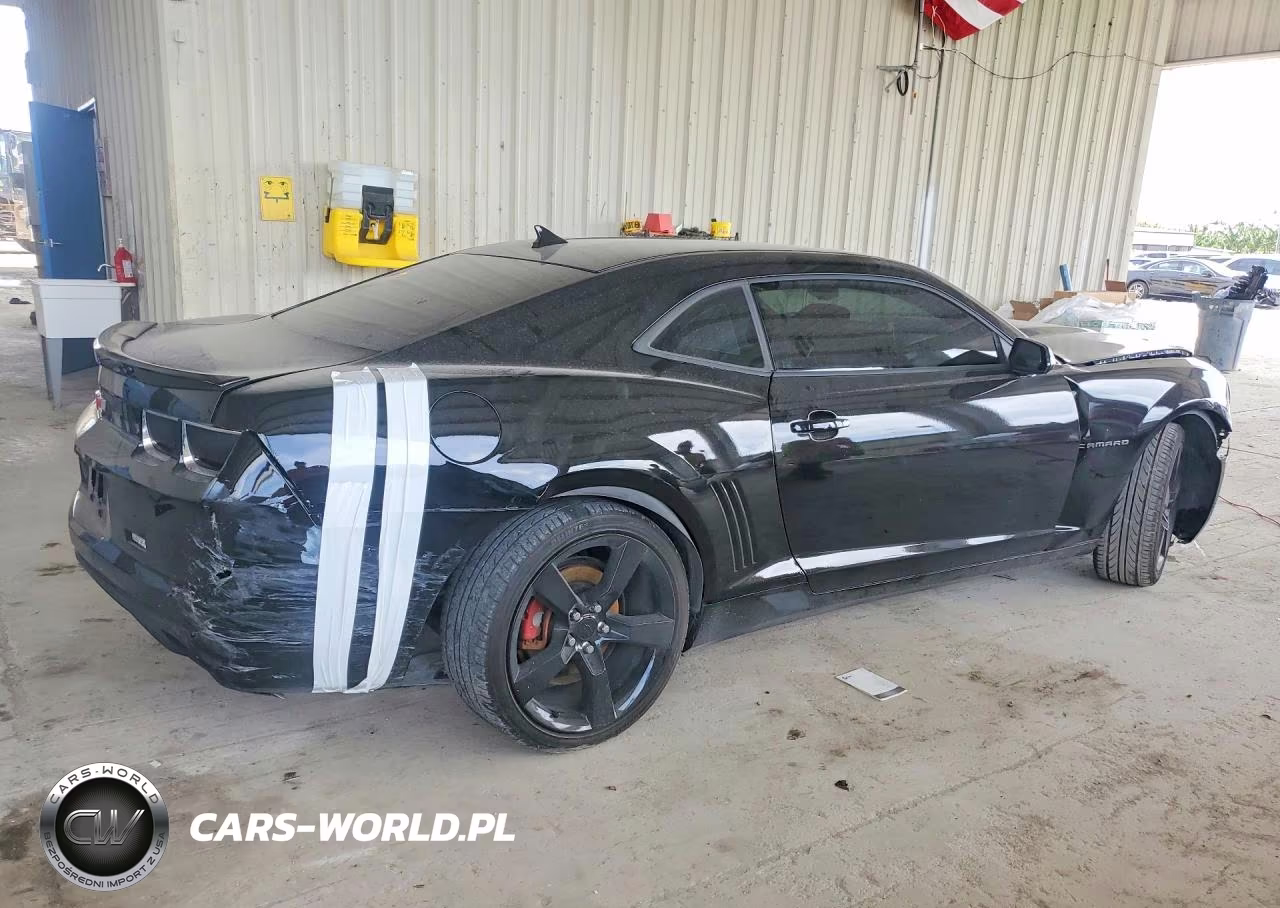 2011 Chevrolet Camaro Ls VIN:2G1FA1ED2B9153750 - 3