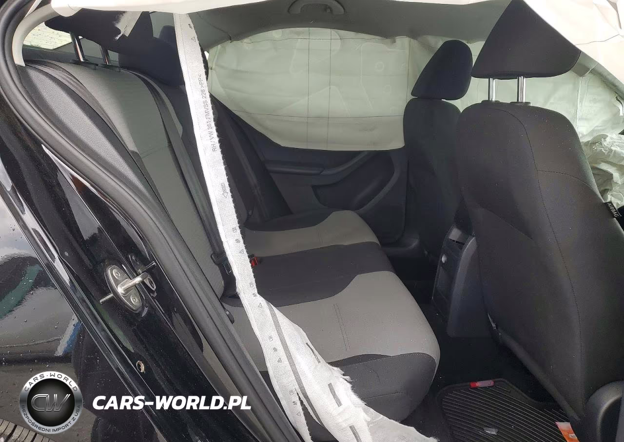 2018 Volkswagen Jetta S VIN:3VW2B7AJ0JM249834 - 10