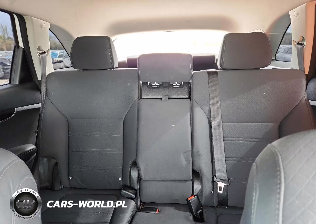 2020 Kia Sorento L VIN:5XYPG4A35LG664285 - 10