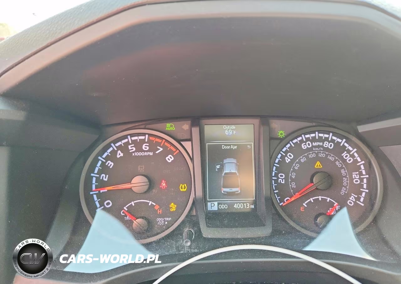 2021 Toyota Tacoma Sr V6 VIN:3TYCZ5AN0MT030858 - 9