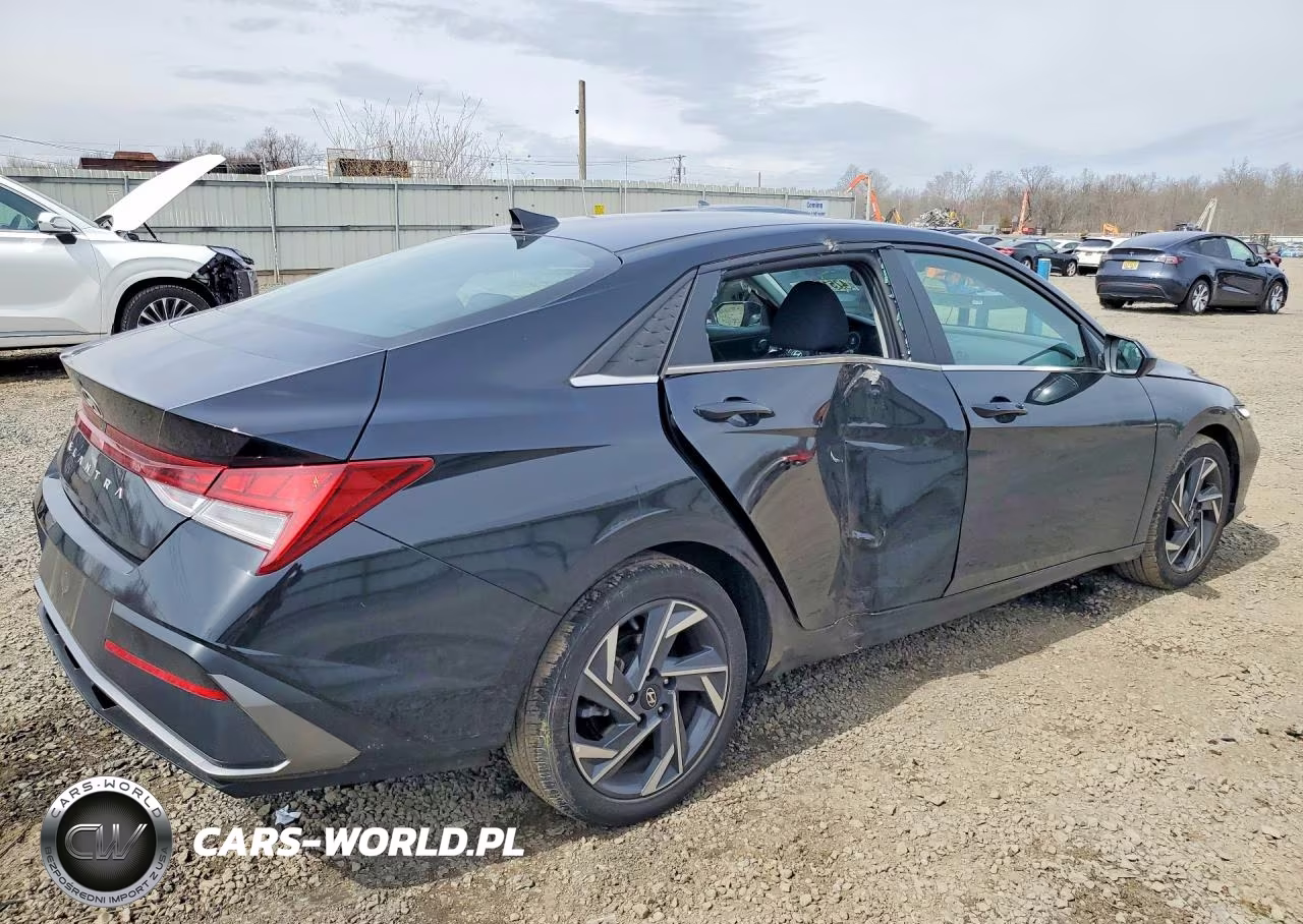 2025 Hyundai Elantra Sel Convenience VIN:KMHLS4DG3SU877823 - 3
