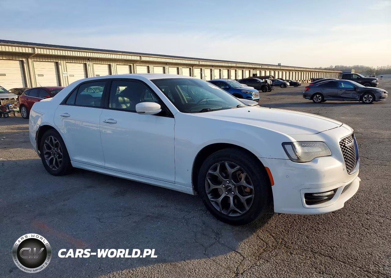 2017 Chrysler 300 S VIN:2C3CCAGGXHH534812 - 4