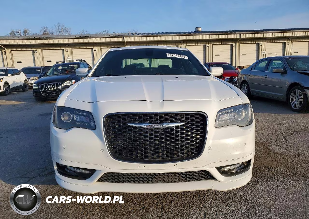 2017 Chrysler 300 S VIN:2C3CCAGGXHH534812 - 5