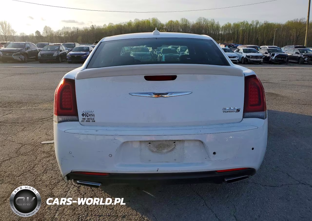 2017 Chrysler 300 S VIN:2C3CCAGGXHH534812 - 6