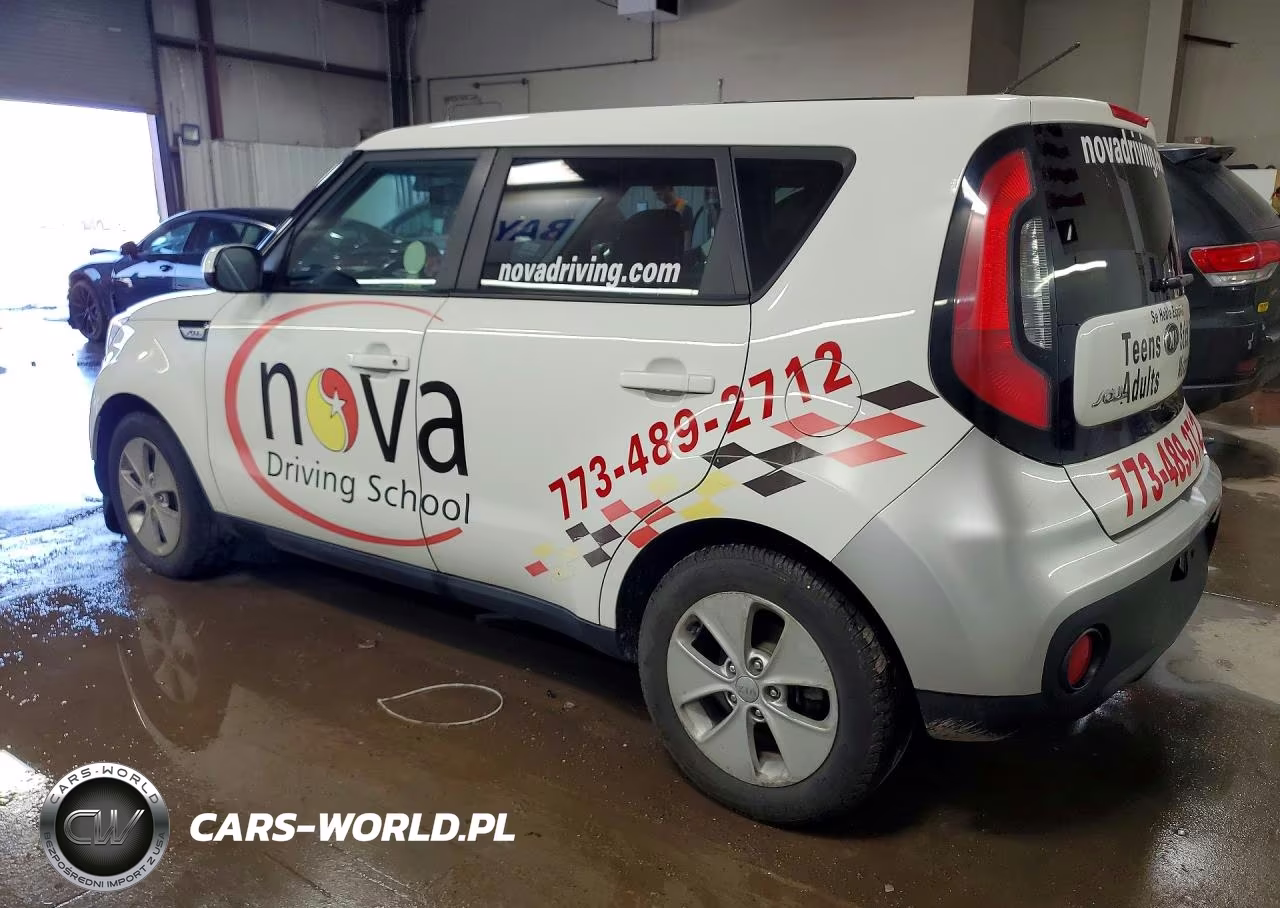 2019 Kia Soul + VIN:KNDJP3A5XK7918182 - 2
