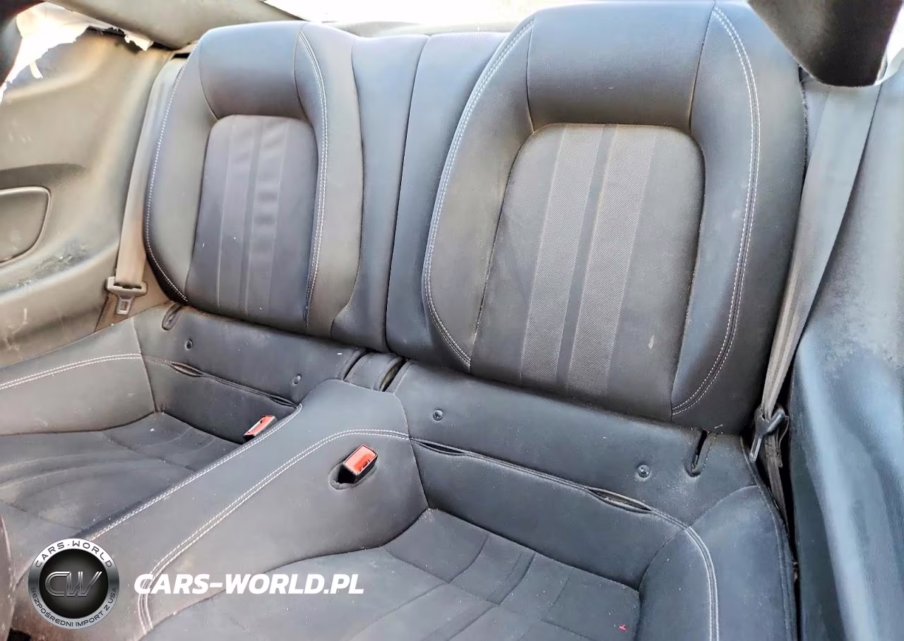 2019 Ford Mustang VIN:1FA6P8TH8K5194293 - 10