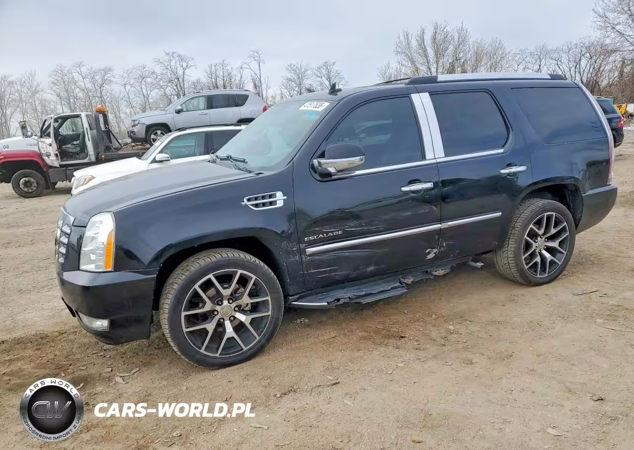 2011 Cadillac Escalade Luxury