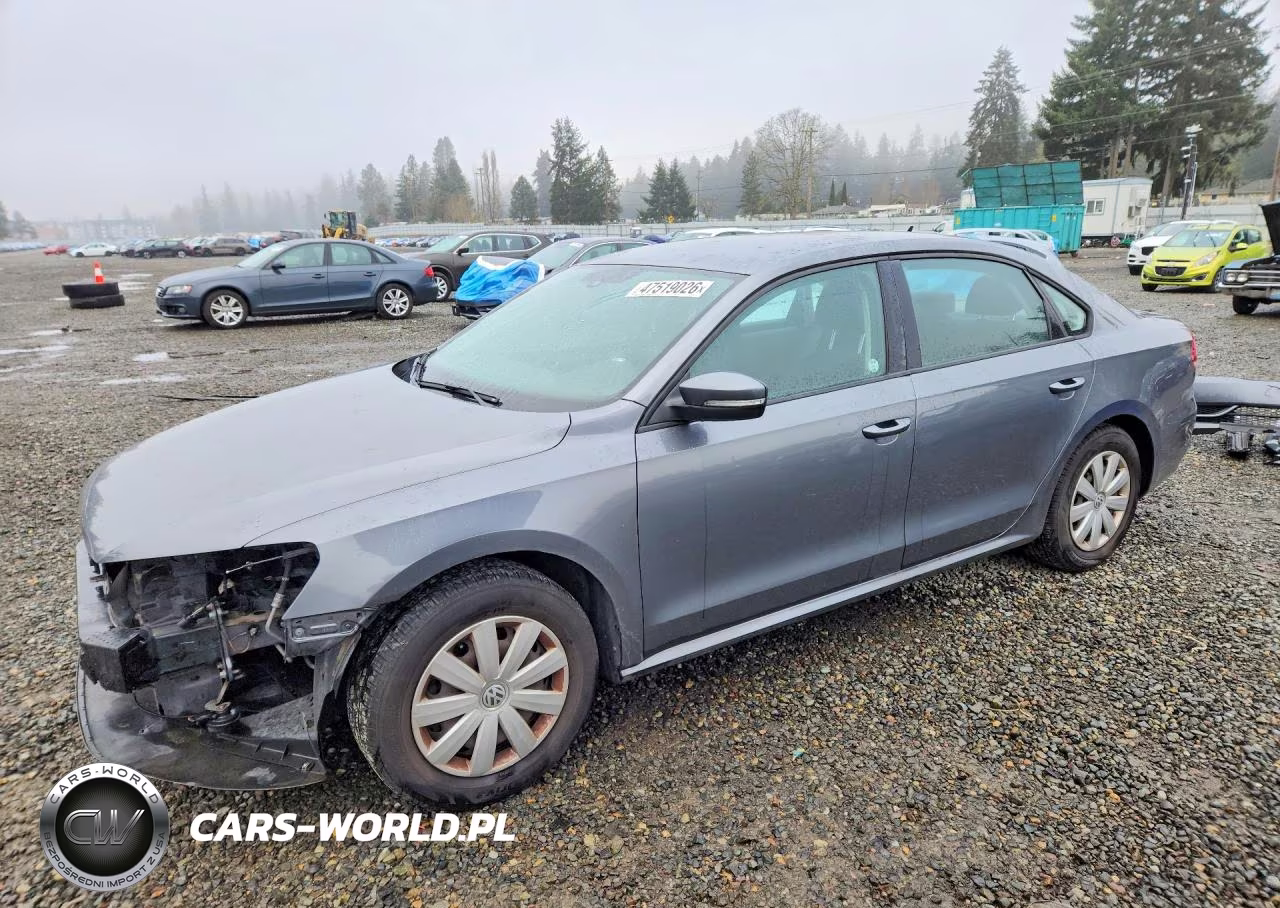 2013 Volkswagen Passat S