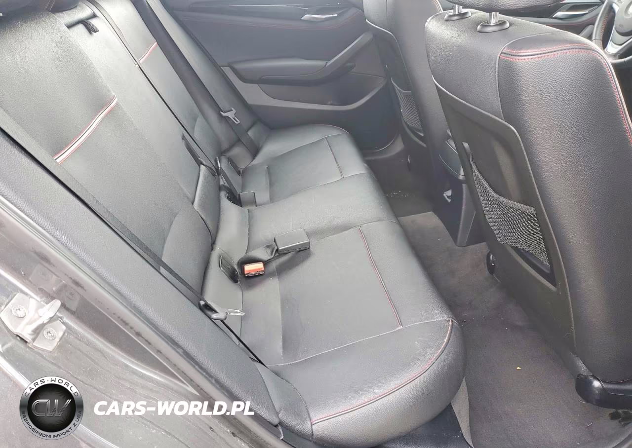 2015 BMW X1 xDrive35I VIN:WBAVM5C50FVV94872 - 10