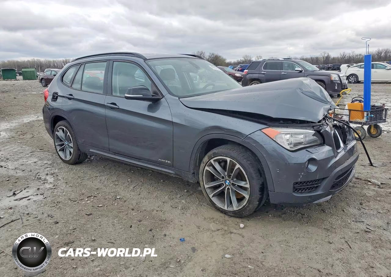 2015 BMW X1 xDrive35I VIN:WBAVM5C50FVV94872 - 4