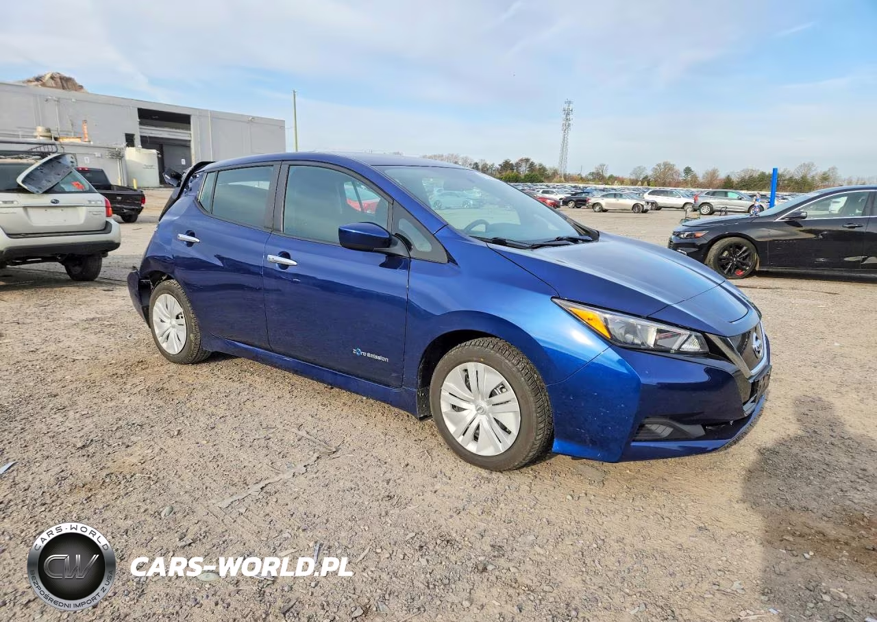 2018 Nissan Leaf S VIN:1N4AZ1CP7JC301864 - 4