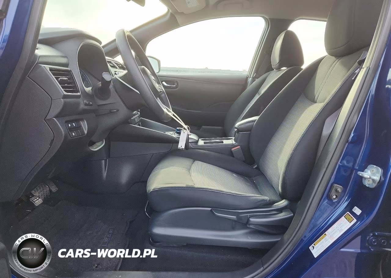 2018 Nissan Leaf S VIN:1N4AZ1CP7JC301864 - 7