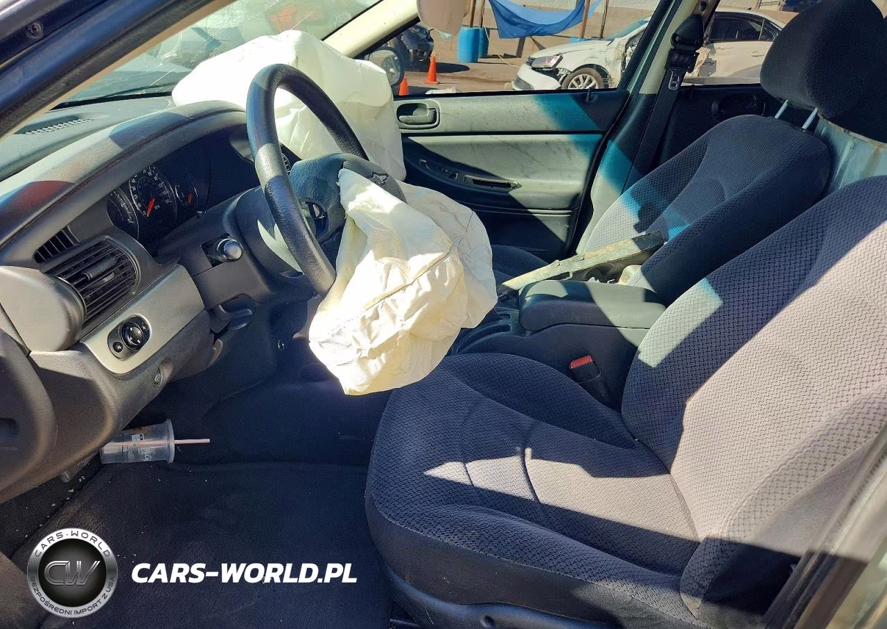 2005 Chrysler Sebring Touring VIN:1C3EL56R25N611100 - 7