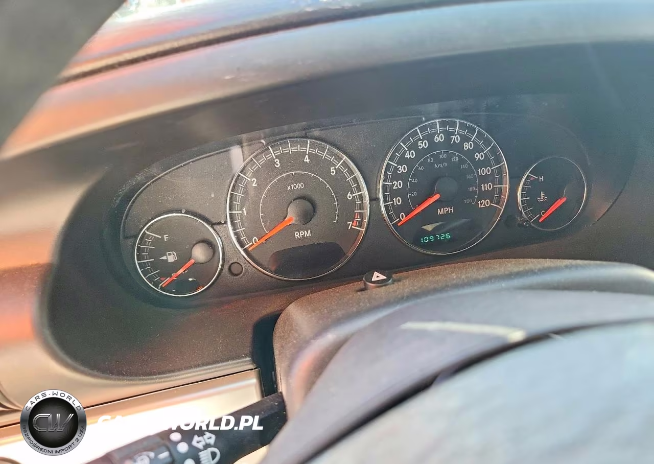 2005 Chrysler Sebring Touring VIN:1C3EL56R25N611100 - 9