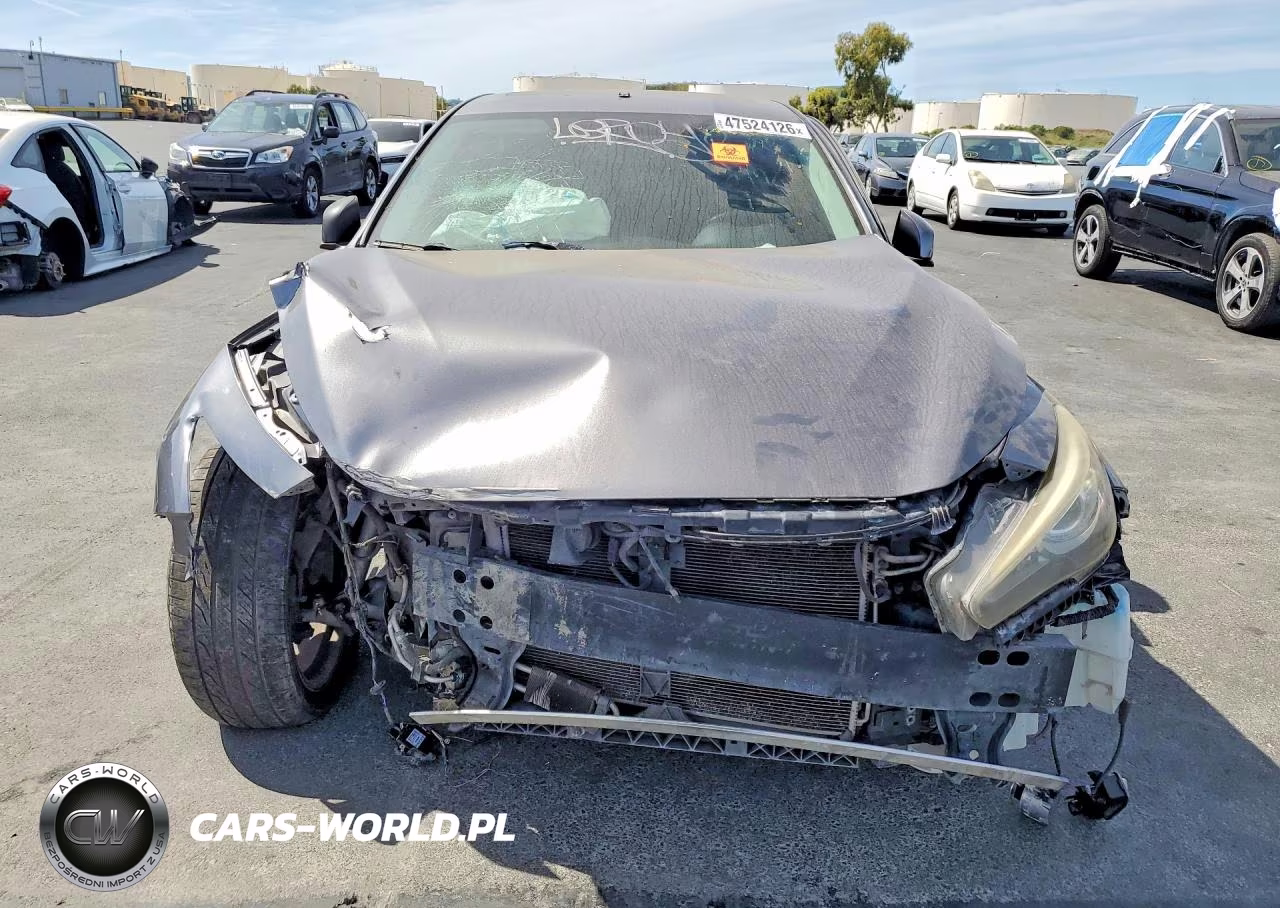 2014 Infiniti Q50 Premium VIN:JN1BV7APXEM686954 - 5