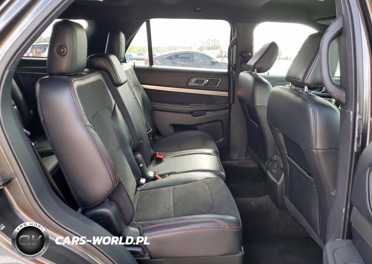 2018 Ford Explorer Xlt VIN:1FM5K8D85JGB80157 - 11