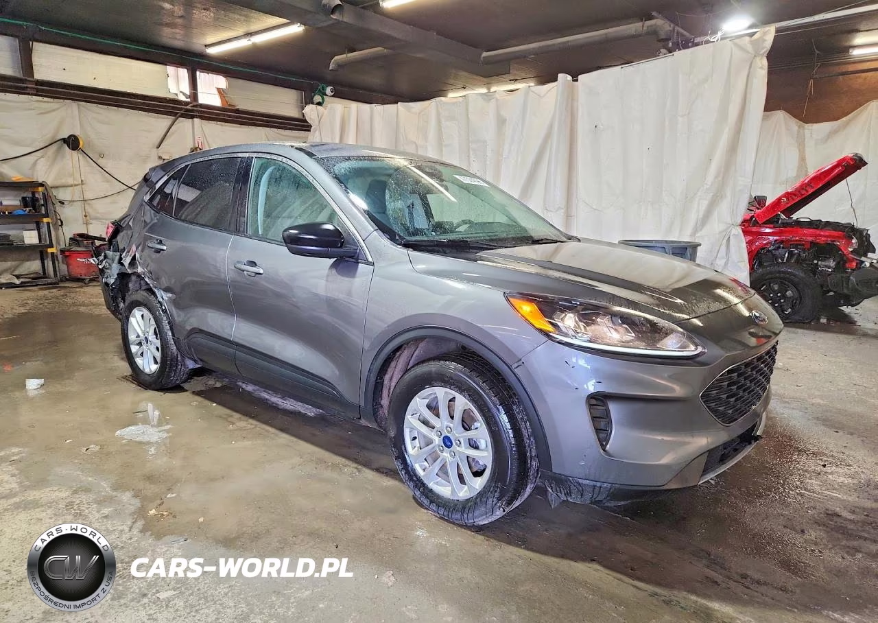 2022 Ford Escape Se VIN:1FMCU9G63NUC03606 - 4