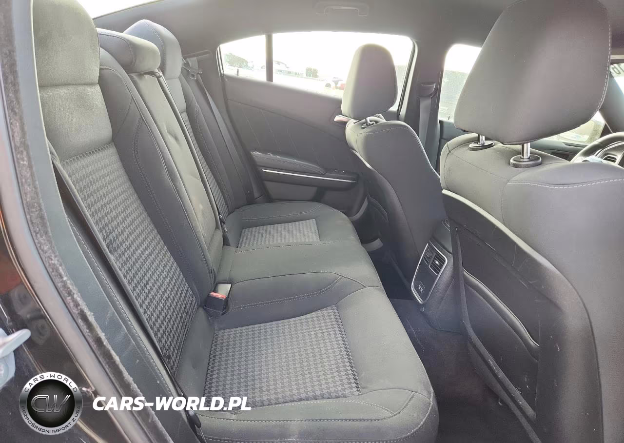 2018 Dodge Charger Sxt Plus VIN:2C3CDXHG5JH323182 - 10