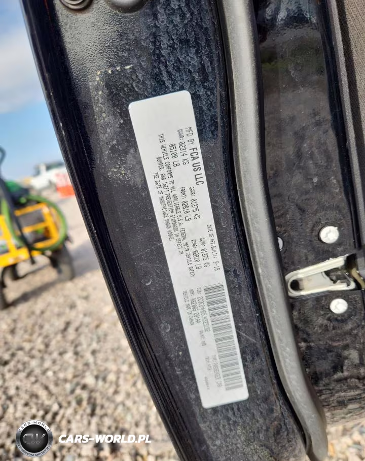 2018 Dodge Charger Sxt Plus VIN:2C3CDXHG5JH323182 - 13