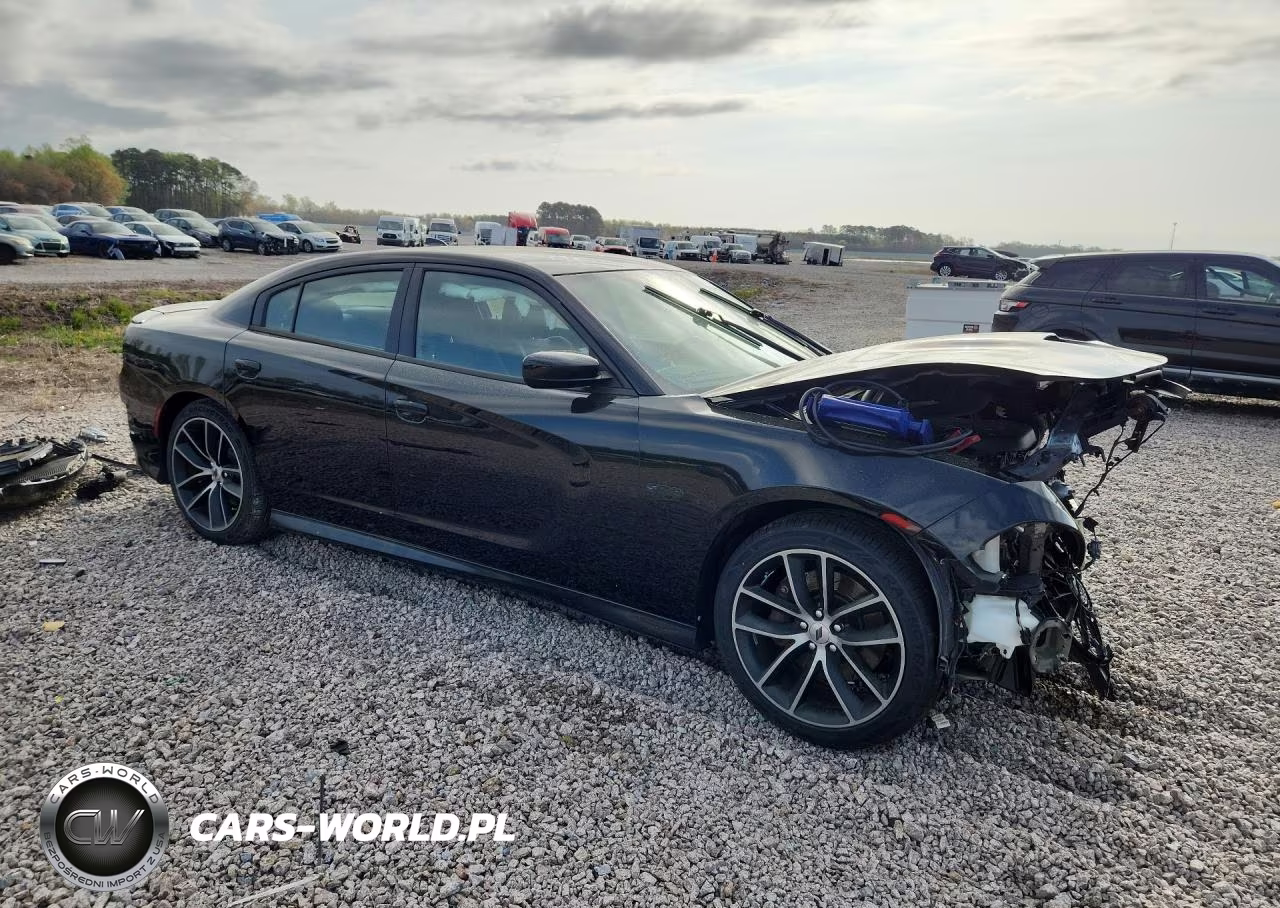 2018 Dodge Charger Sxt Plus VIN:2C3CDXHG5JH323182 - 4