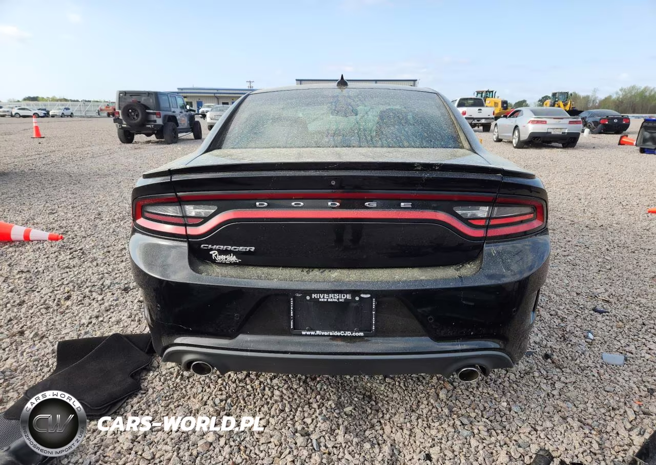2018 Dodge Charger Sxt Plus VIN:2C3CDXHG5JH323182 - 6