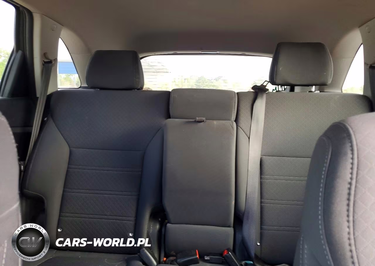2016 Kia Sorento Lx VIN:5XYPG4A30GG149961 - 10