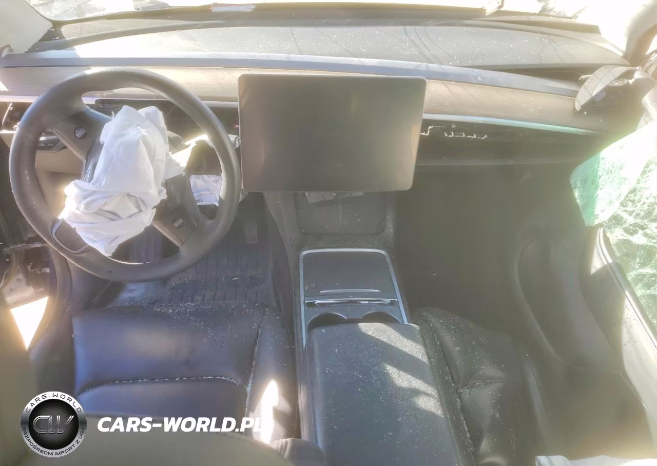 2022 Tesla Model Y VIN:7SAYGDEE1NF387177 - 8